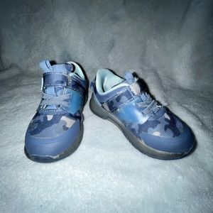 Little boy light-up shoes